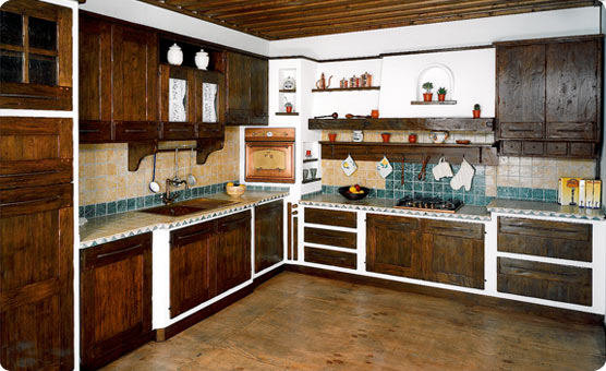 CUCINA IN MURATURA  Cocine per cottage, Cucina in muratura, Arredamento  toscano